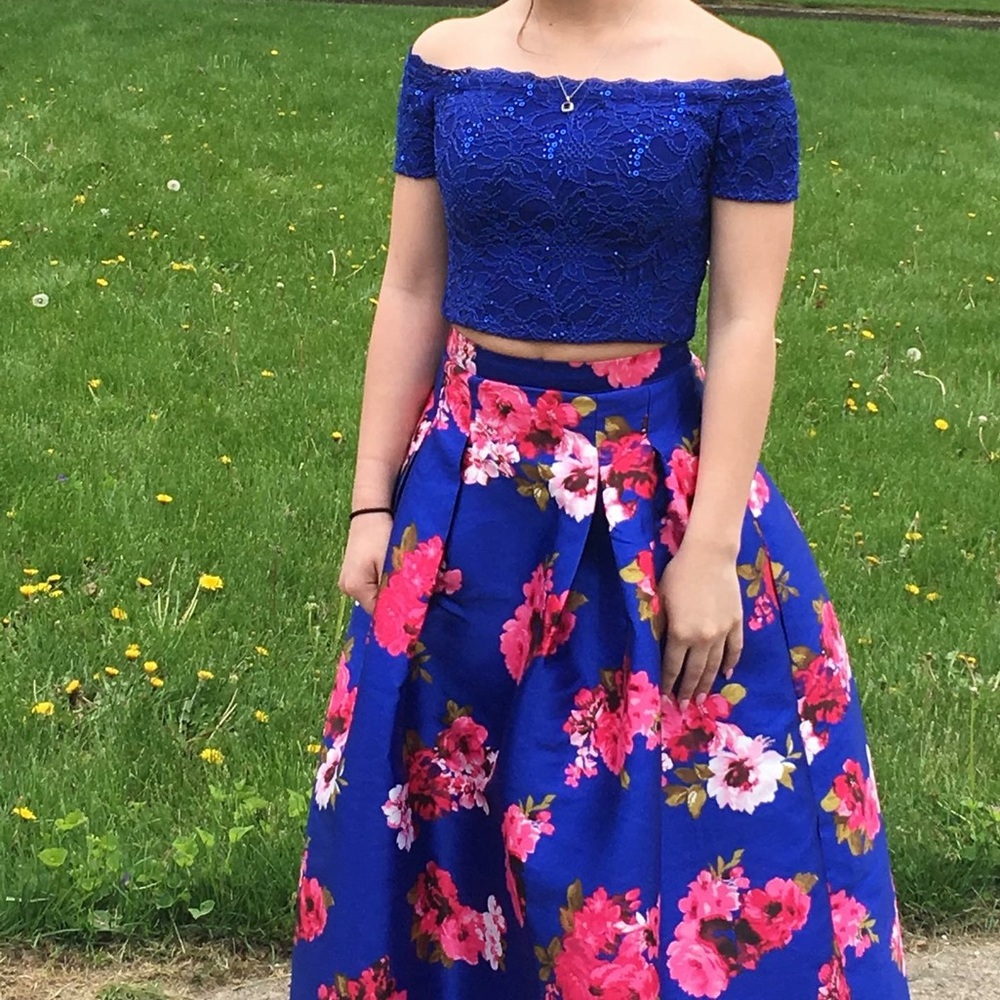 Prom dress